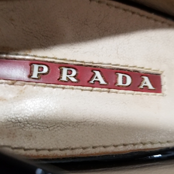 Prada black patent leather open toe shoes - Picture 8 of 8